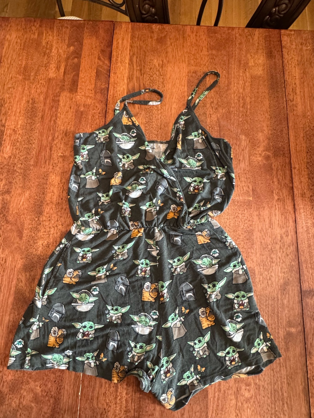 MeUndies V-Neck Romper with baby Yoda print, size small